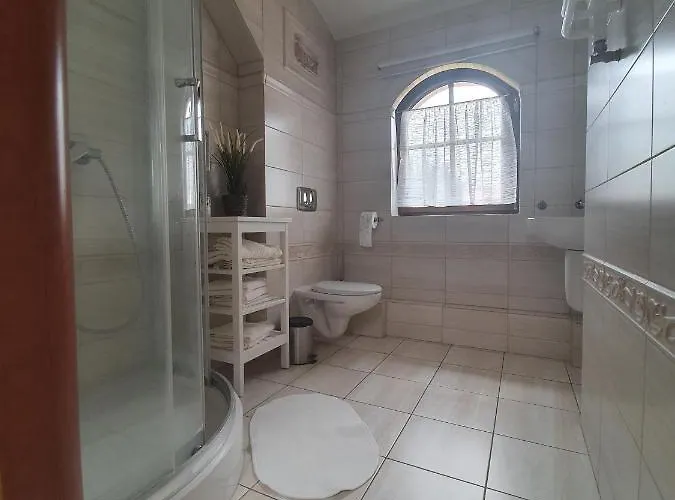 Nad Jeziorem * Dąbrówno