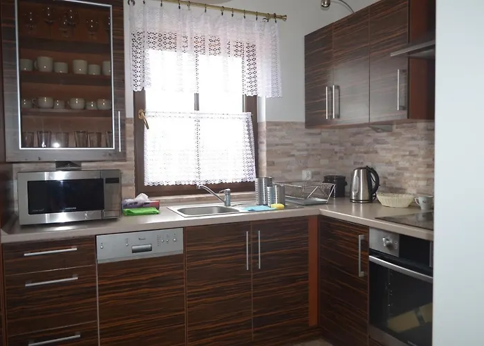 Nad Jeziorem בית נופש *